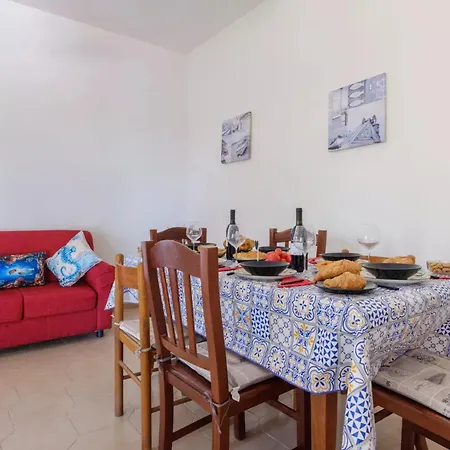 Claudia Bay Tatil Evi Torre Lapillo