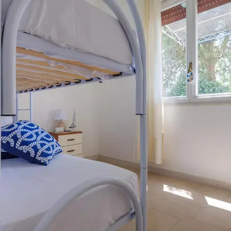 Claudia Bay * Torre Lapillo